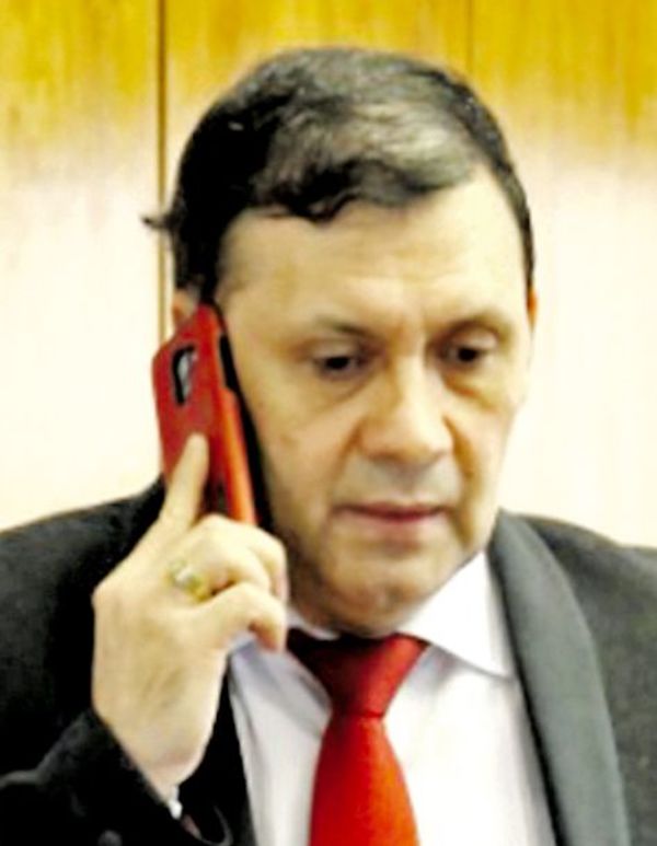 Víctor Bogado chicanea para evitar juicio oral - Política - ABC Color