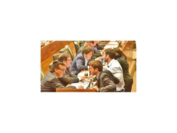 Exigen a Interior remitir pedidos de intervención
