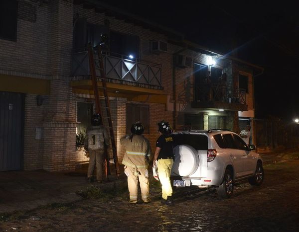 Principio de incendio deja algunos daños en casa de Asunción - Nacionales - ABC Color