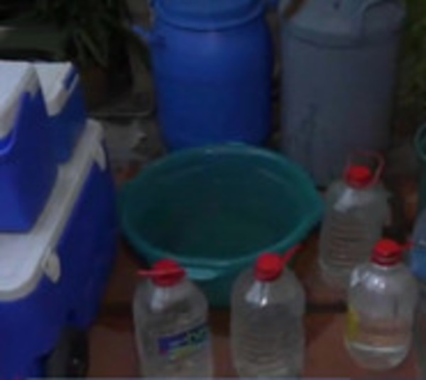 Continúa el calvario con la falta de agua en Asunción - Paraguay.com