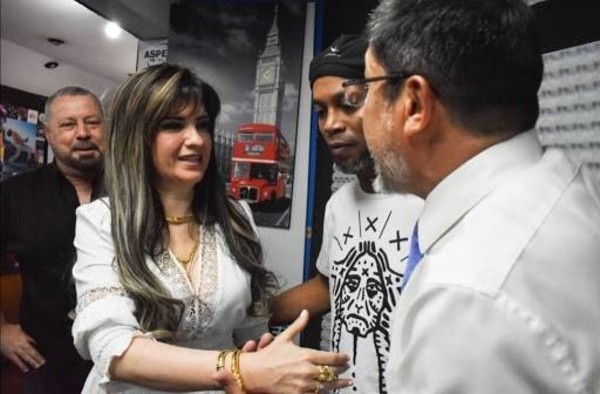 Dalia no se presentará hasta que se la cite