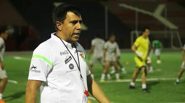 HOY / Bolivia convoca a 47 futbolistas para enfrentar a Brasil y Argentina