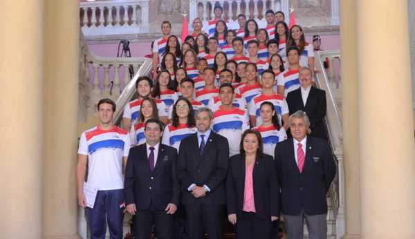 Paraguay apuesta al desarrollo del deporte y entrega becas a 72 atletas de élite | .::Agencia IP::.