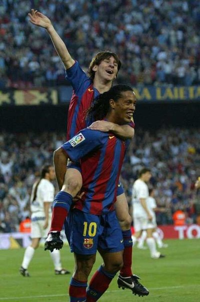 Leo Messi y su total apoyo a su querido amigo Ronaldinho | Crónica