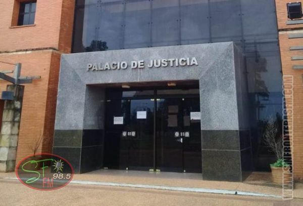 13 años de prisión por complicidad en abuso contra su hija