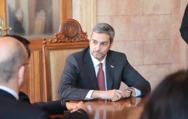 Decreto establece que instituciones colaboren para evitar expansión del coronavirus