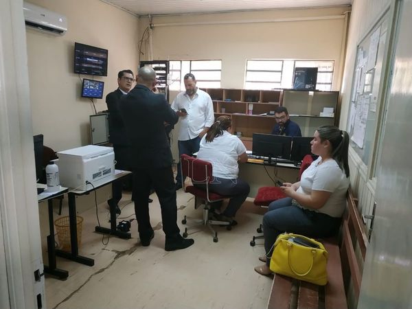 Fiscales investigan posible fraude en comuna del Este