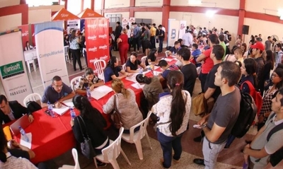 HOY / En ANR organizan nueva feria de empleo para personas que figuran en Informconf