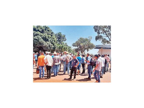 Sesameros cierran ruta en Arroyito por precio pactado