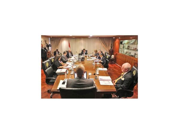 La Justicia suspenderá sus actividades por 15 días