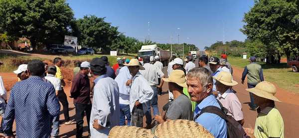 Sesameros cierran ruta en Arroyito por precio pactado