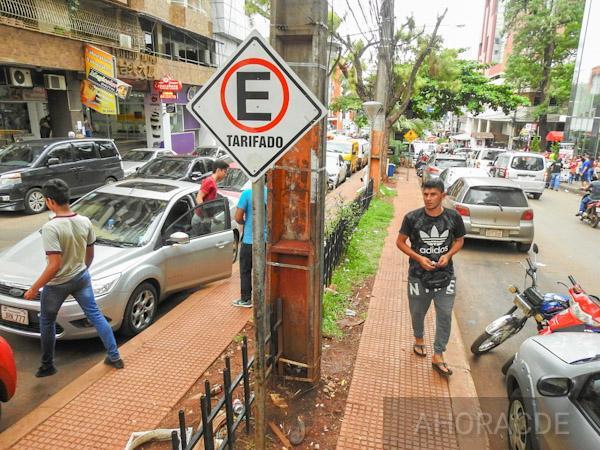 Intendente PRIETO concreta NEGOCIADO con estacionamiento controlado y DESPOJA al municipio de G. 1.000 millones por mes