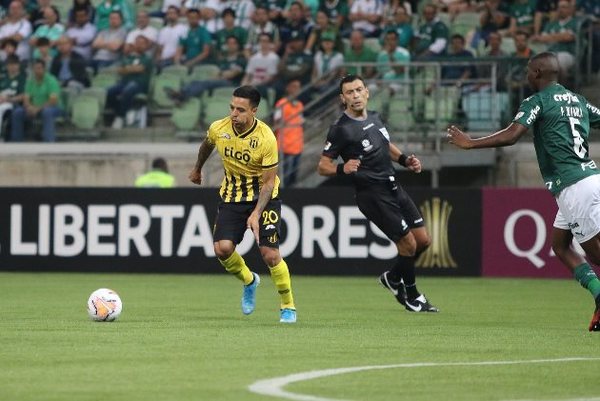 Guaraní pierde ante Palmeiras ayudado por el arbitro | .::Agencia IP::.