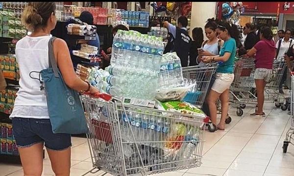 Coronavirus: La gente se volcó en masa a comprar provisiones •
