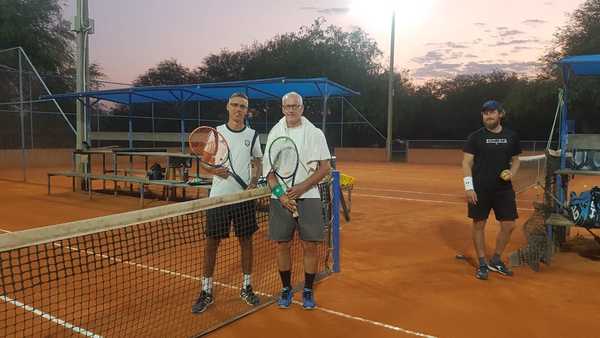 Danny Friesen, Anton Töws y Carmen Boschmann siguen firmes en el torneo