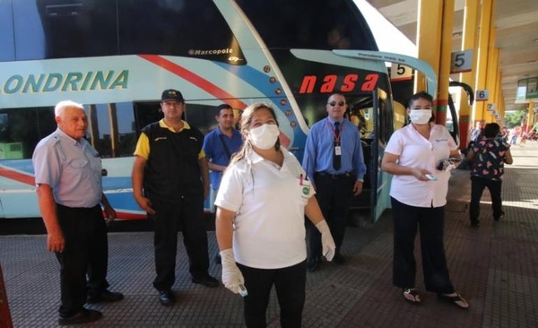 HOY / Intensifican control en la Terminal de Ómnibus de Asunción: hay un bus retenido