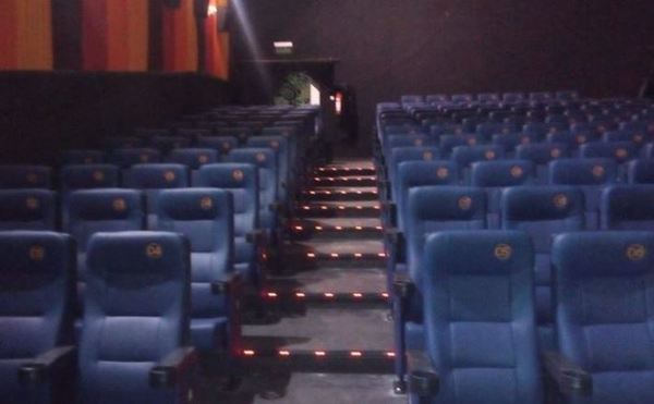 No habrá funciones en las salas de cine por 15 días