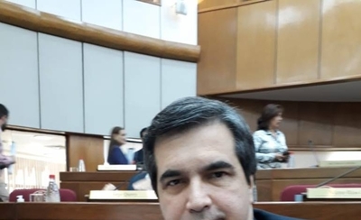 HOY / Senador Carlos Filizzola, dijo que la medida adoptada por el Gobierno es algo acertada