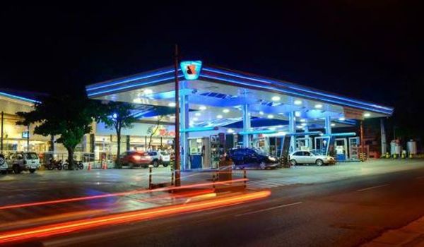 Emblema privado bajará 300 Gs. precios de combustibles por 15 días - A La Gran 7-30 - ABC Color