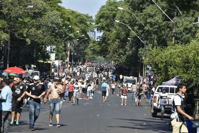 “Olimpia insta a no aglomerarse en las inmediaciones del estadio” - Olimpia - ABC Color