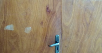 Un minuto antes avisan que sesión será a puertas cerradas