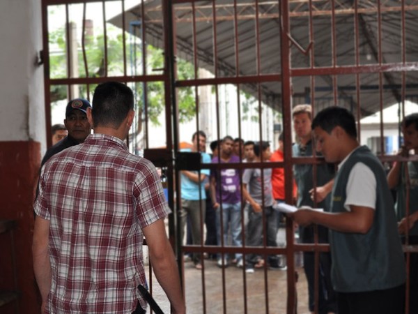 Coronavirus: Ministerio de Justicia reduce días y horarios de visitas en penitenciarías y centros educativos