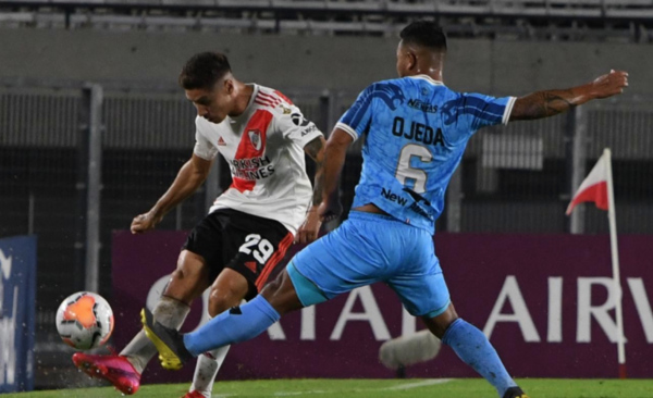 HOY / River aplasta a Binacional con un gol de Robert