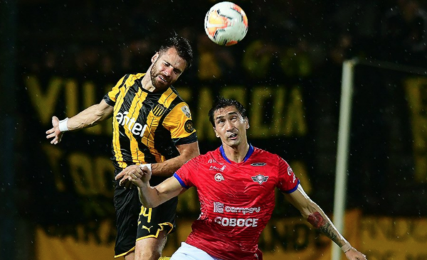HOY / El Peñarol de Forlán supera a Wilstermann en Montevideo