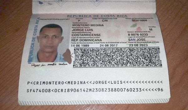 Pillaron otro caso de pasaporte falsificado | Crónica