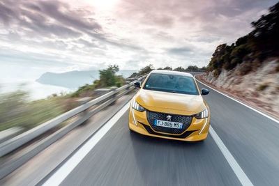 Peugeot 208 es el “Auto del año” - Economía - ABC Color