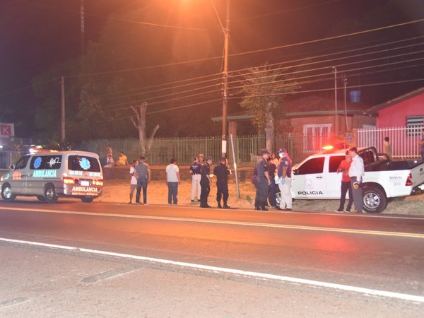 Hombre fallece tras ser atropellado y el conductor se da a la fuga