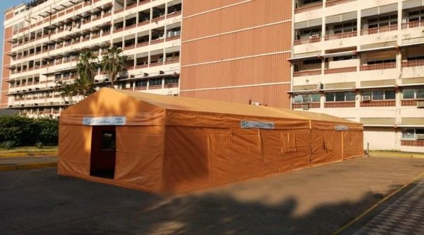 IPS pone una carpa para pacientes sospechosos de coronavirus