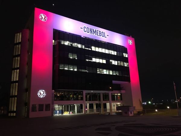 Conmebol solicita a la FIFA la postergación de las Eliminatorias