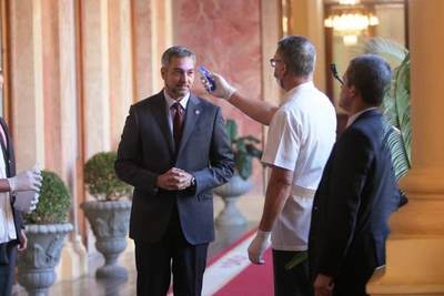 En Palacio realizan estrictos controles para prevenir el contagio del coronavirus | .::Agencia IP::.