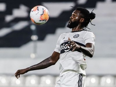 Las palabras de Adebayor tras su 'Jackie Chan Challenge'