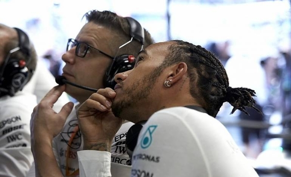 HOY / Coronavirus en la F1: McLaren se retira del GP australiano y Hamilton alza la voz