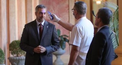 Coronavirus: Presidente es sometido a control preventivo de temperatura