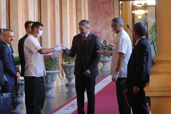 Adoptan medidas preventivas en el Palacio contra el coronavirus » Ñanduti