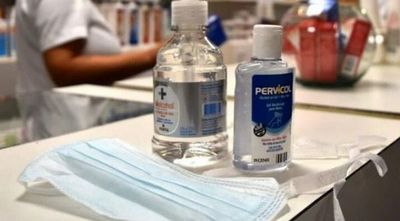 Contrataciones Públicas intervendrá por "robo" en precios de tapabocas y alcohol en gel