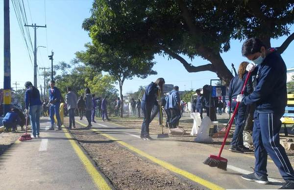 “Ña Mopotĩ Luque”, a cargo de estudiantes •