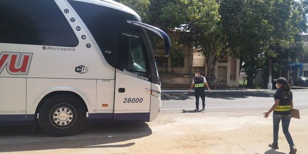 Dinatran también ordena desinfección y limpieza de buses