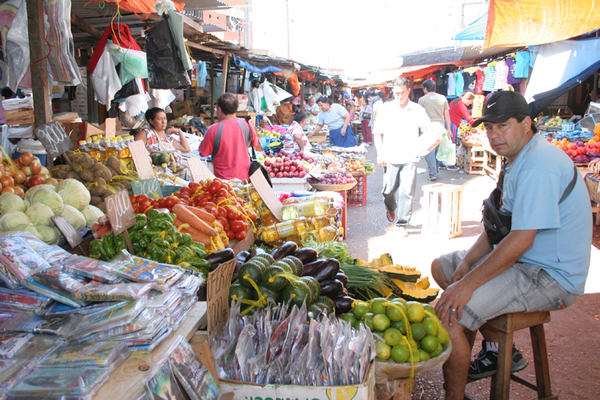Senador insta a tomar medidas preventivas en el Mercado 4 y Abasto - Paraguay Informa