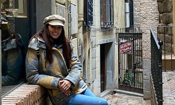 Paola Revelli: “Acá en Europa solo los que tienen síntomas usan tapabocas”