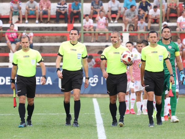 Árbitros de la fecha 9 del Apertura 2020