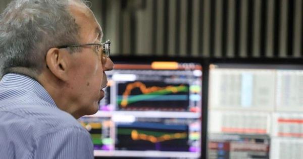 Riesgo país de Argentina trepa 8,8% y se desploma la bolsa de Buenos Aires