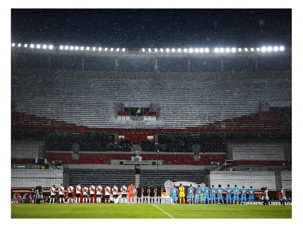 Fútbol sí, pero a puerta cerrada en Argentina