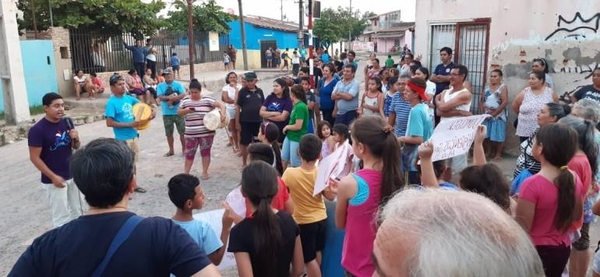 HOY / Pobladores del Bañado Sur sin agua potable hace varios días