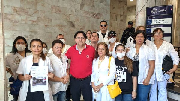 Médicos exigieron reglamentación de Ley de Jubilaciones