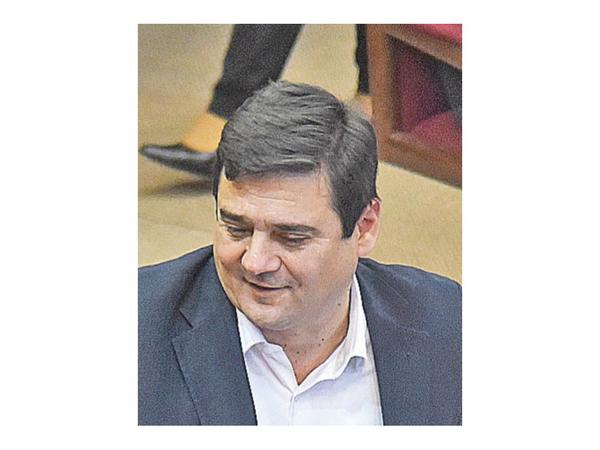 Buzarquis sugiere al Ejecutivo sincerarse sobre los datos
