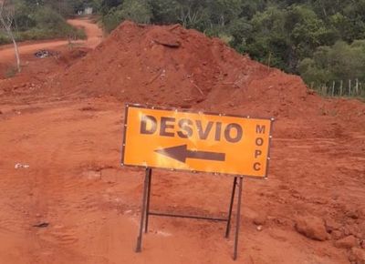 Construcción de puente no avanza, denuncian - Interior - ABC Color